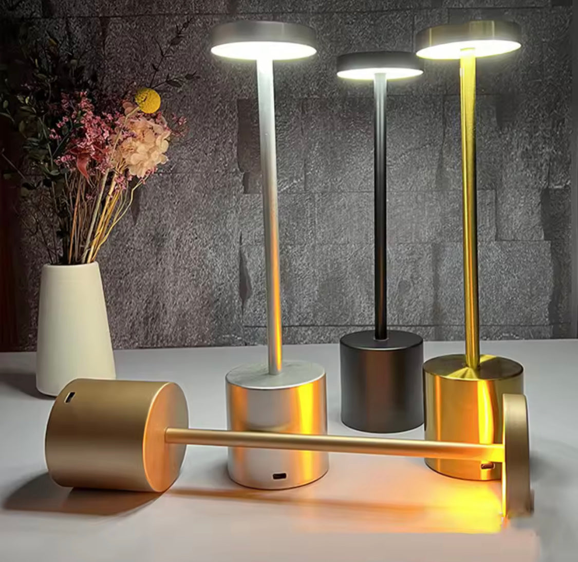Led Metal 3 Colours Touch Lamp