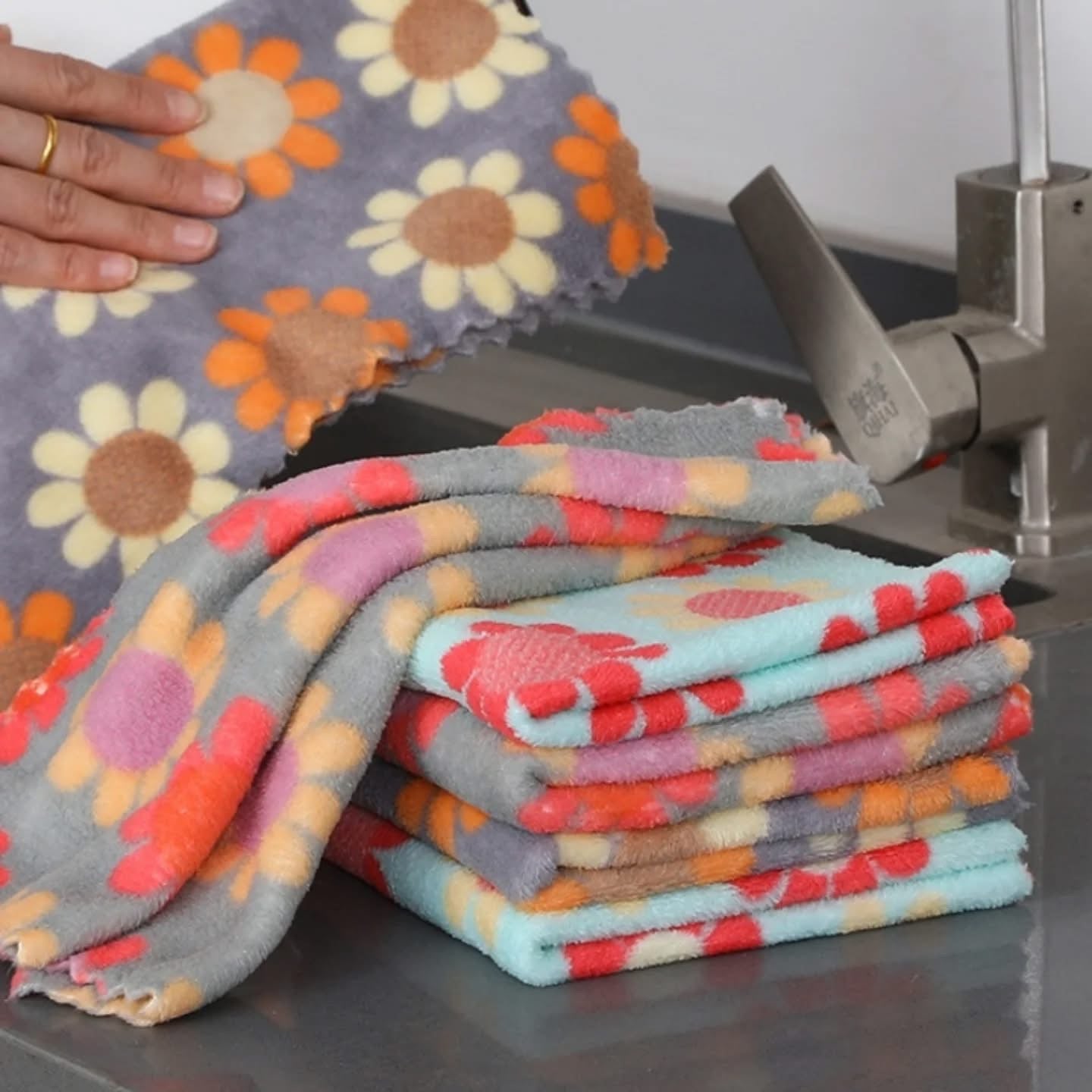 Pack of 5 Absorbent Cleaning Towels