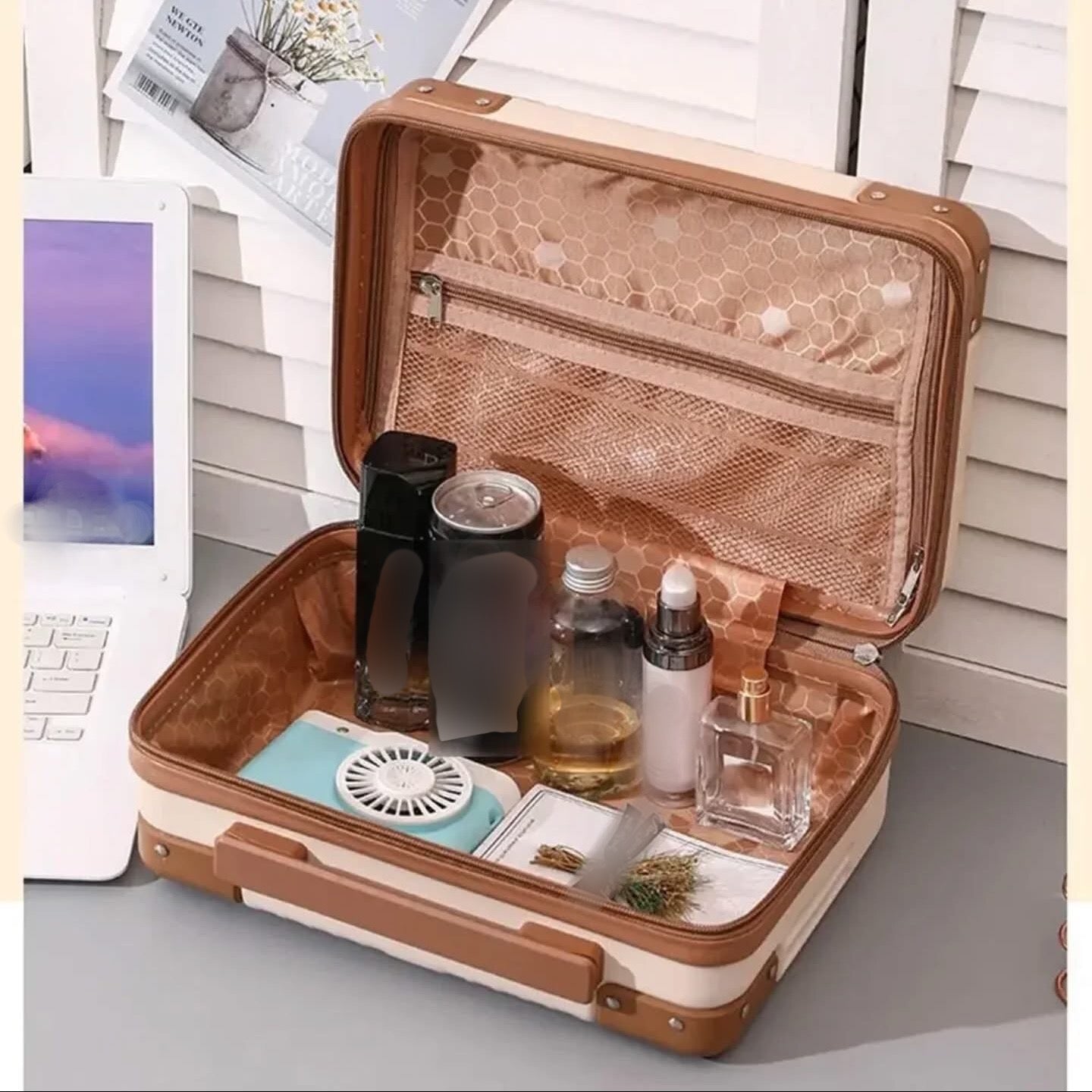 Large Capacity Travel Cosmetic Bag
