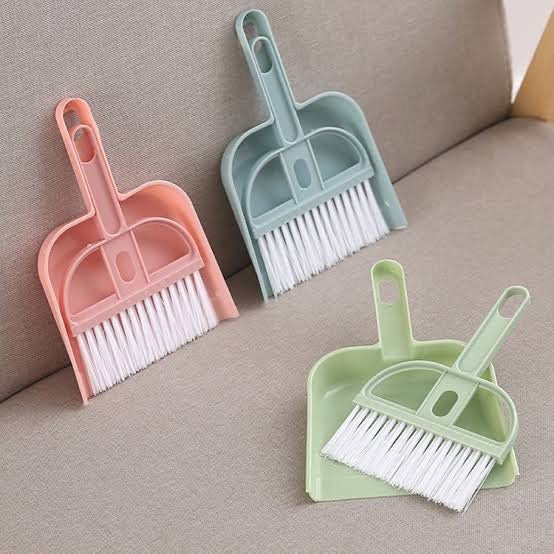 Mini Table Cleaning Dust Pan with Brush