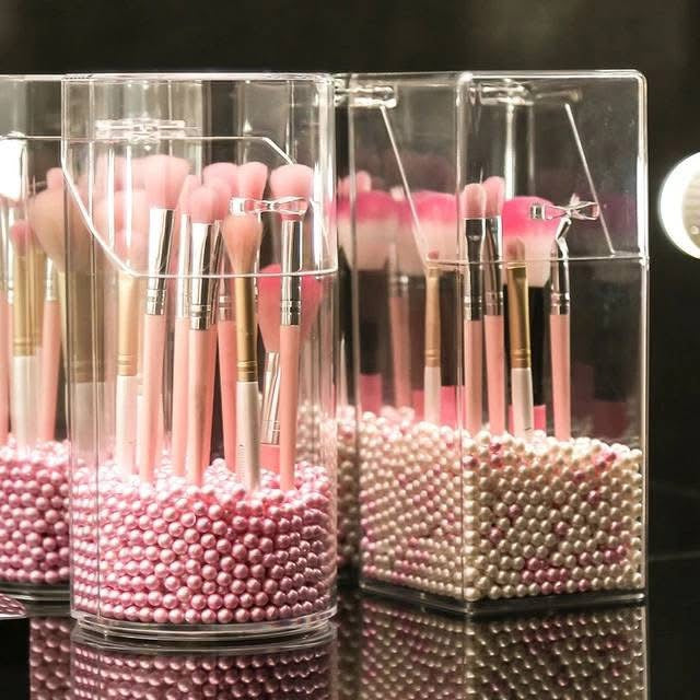 Acrylic Pearls Brushes Holder