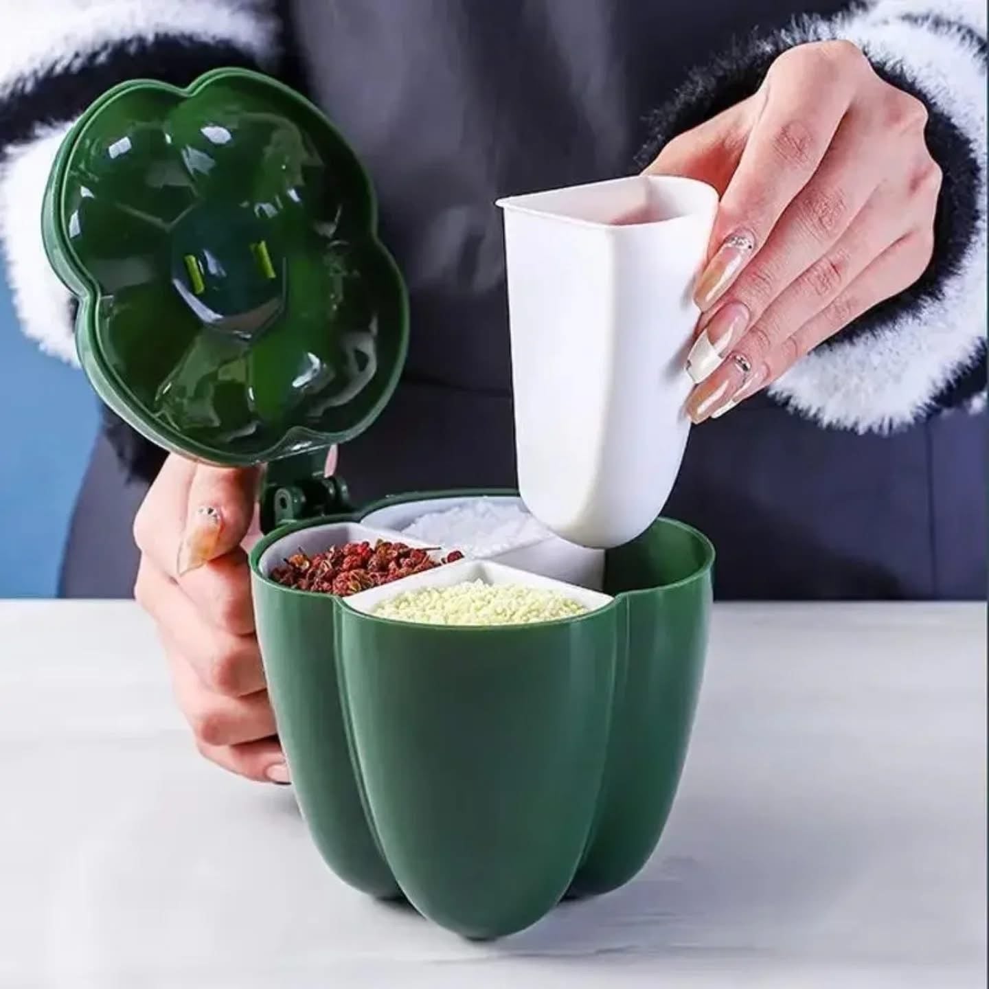 Spice Jar Container with Spoons