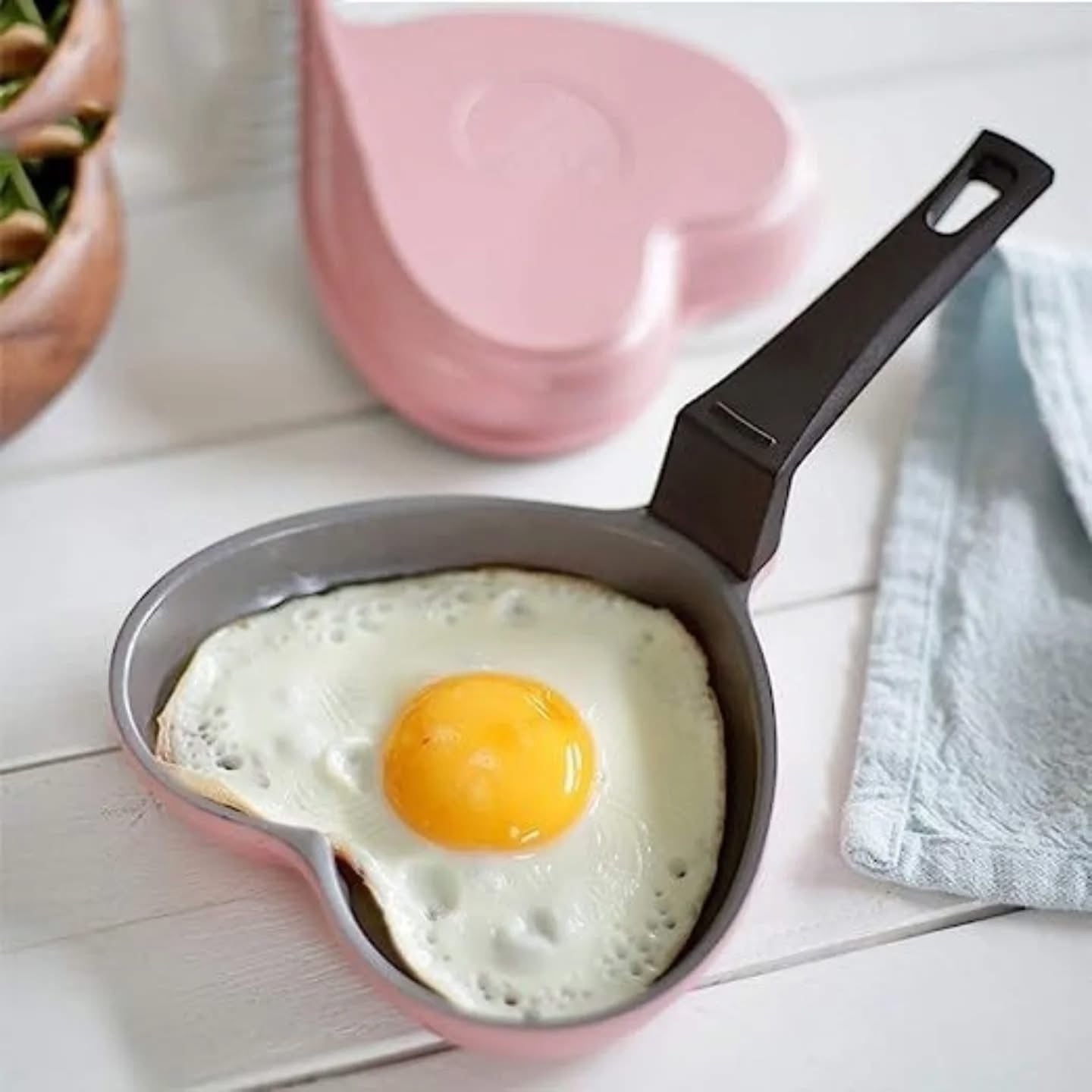 Heart Shaped Marble Coating Frying Pan