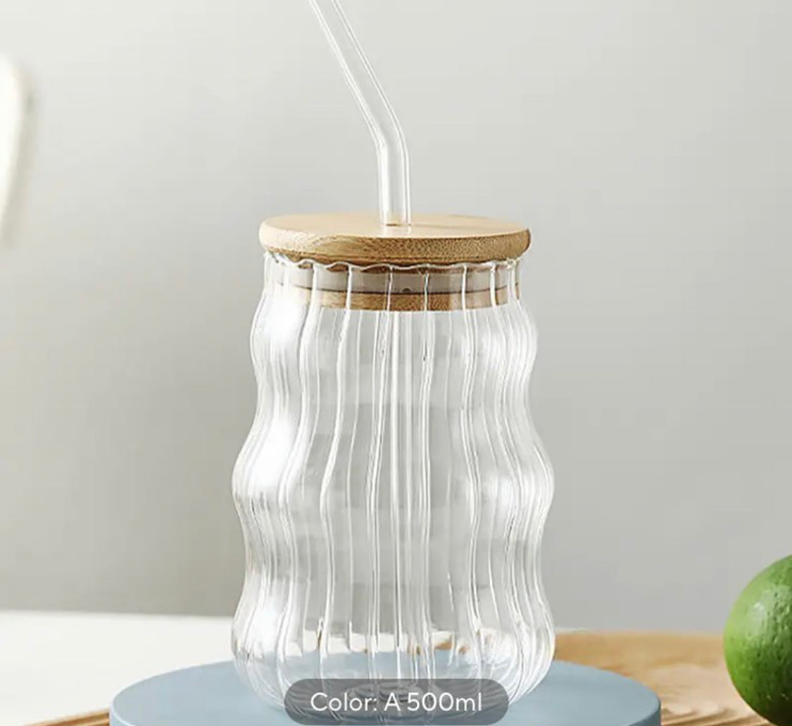 500 ml Wavy Shape Coffee Glass with Wooden Lid and Straw