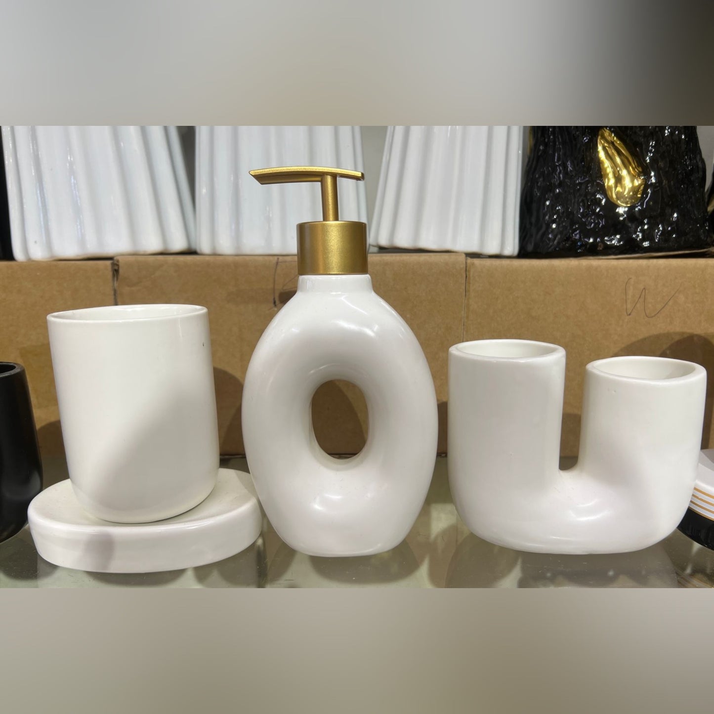 4 Pcs White Ceramic Bathroom Set