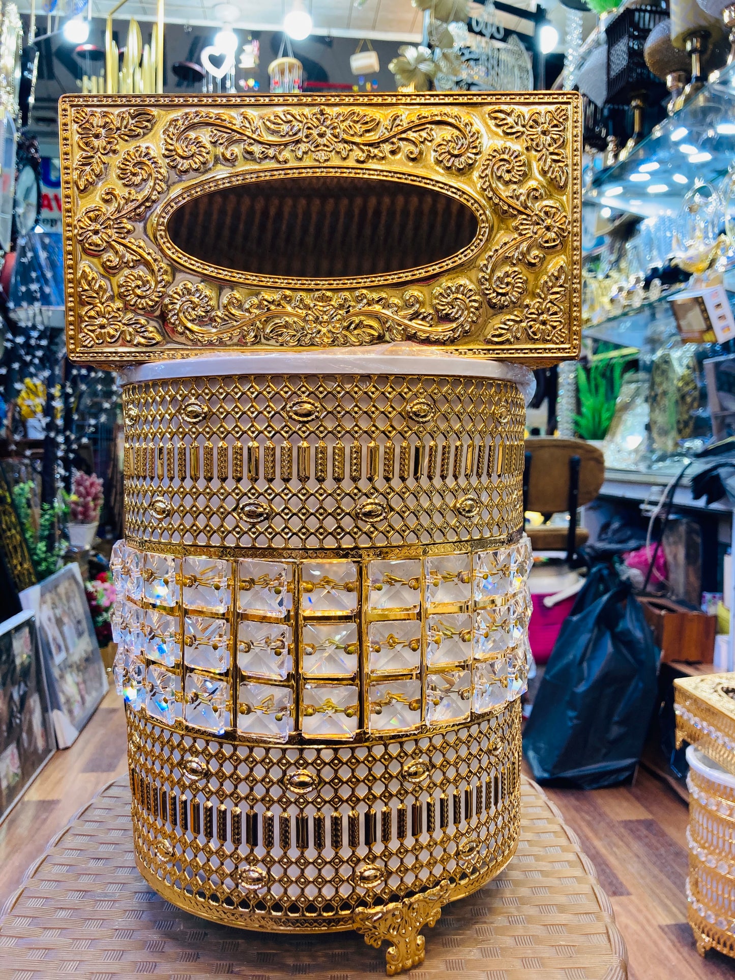 Metal Fancy dustbin and tissue box set