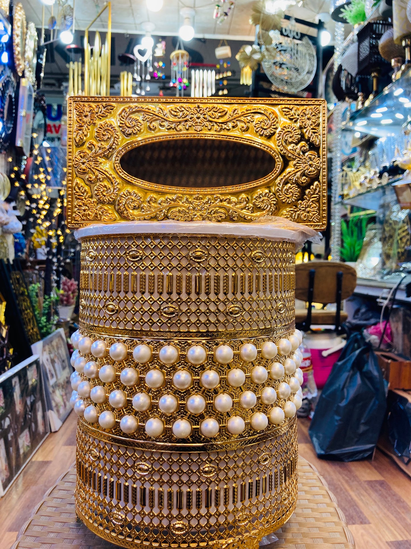 Metal Fancy dustbin and tissue box set