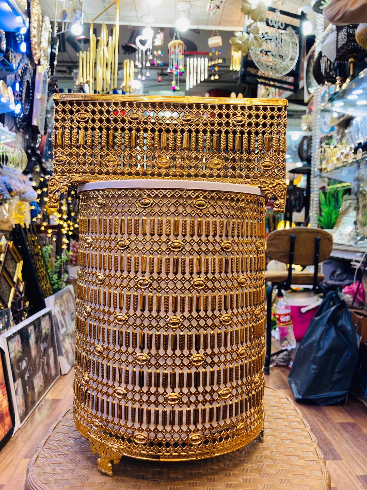 Metal Fancy dustbin and tissue box set
