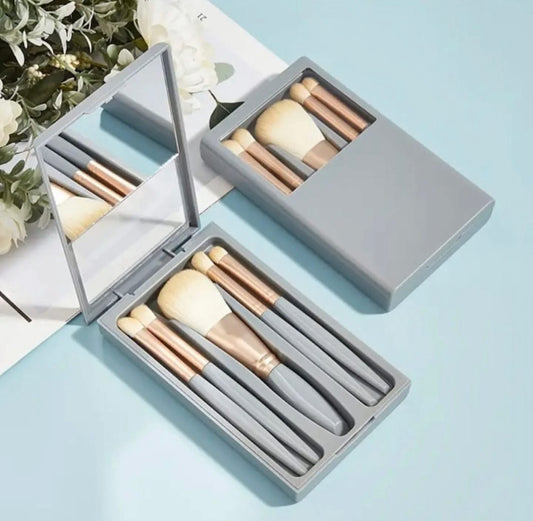 5 Pcs Makeup Brushes with Mirror