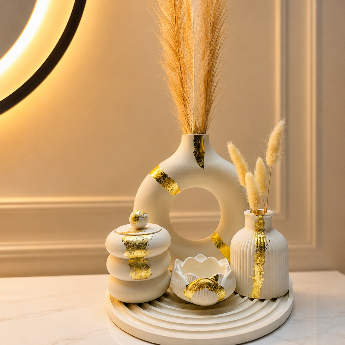 5 Pcs White Donut Vase Decor Set