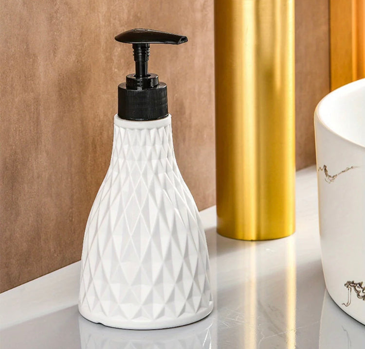 Soap Dispenser Minimalist Style Home Decoration