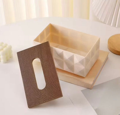 Quilted Design Tissue Box Holder