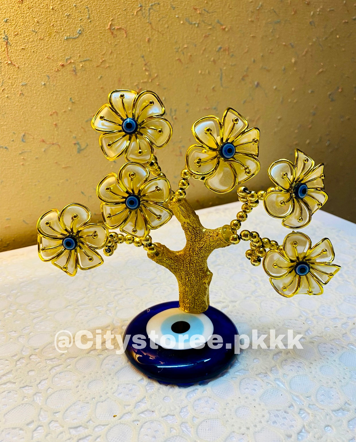 New Golden Flower Design Decoration Showpiece For Home Decoration.