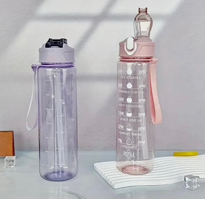 900ml Leakproof Water Bottle with Straw