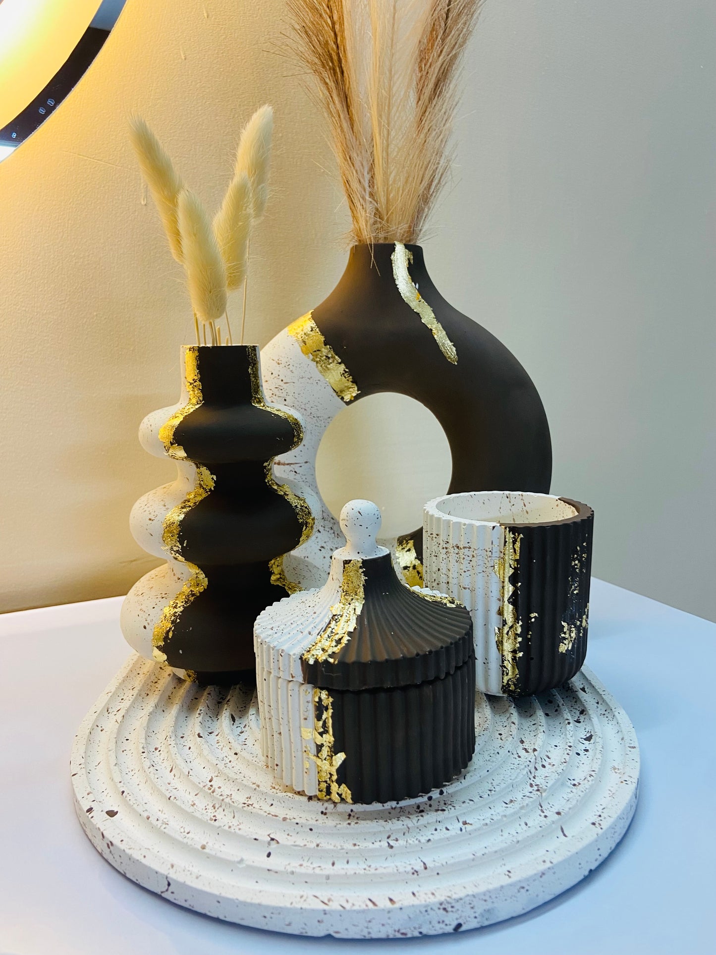 5 Pcs Brown Donut Vase Decor Set