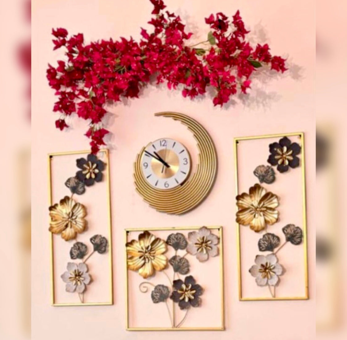 4 Pcs Wall Motifs and Wall Clock for Home Decor