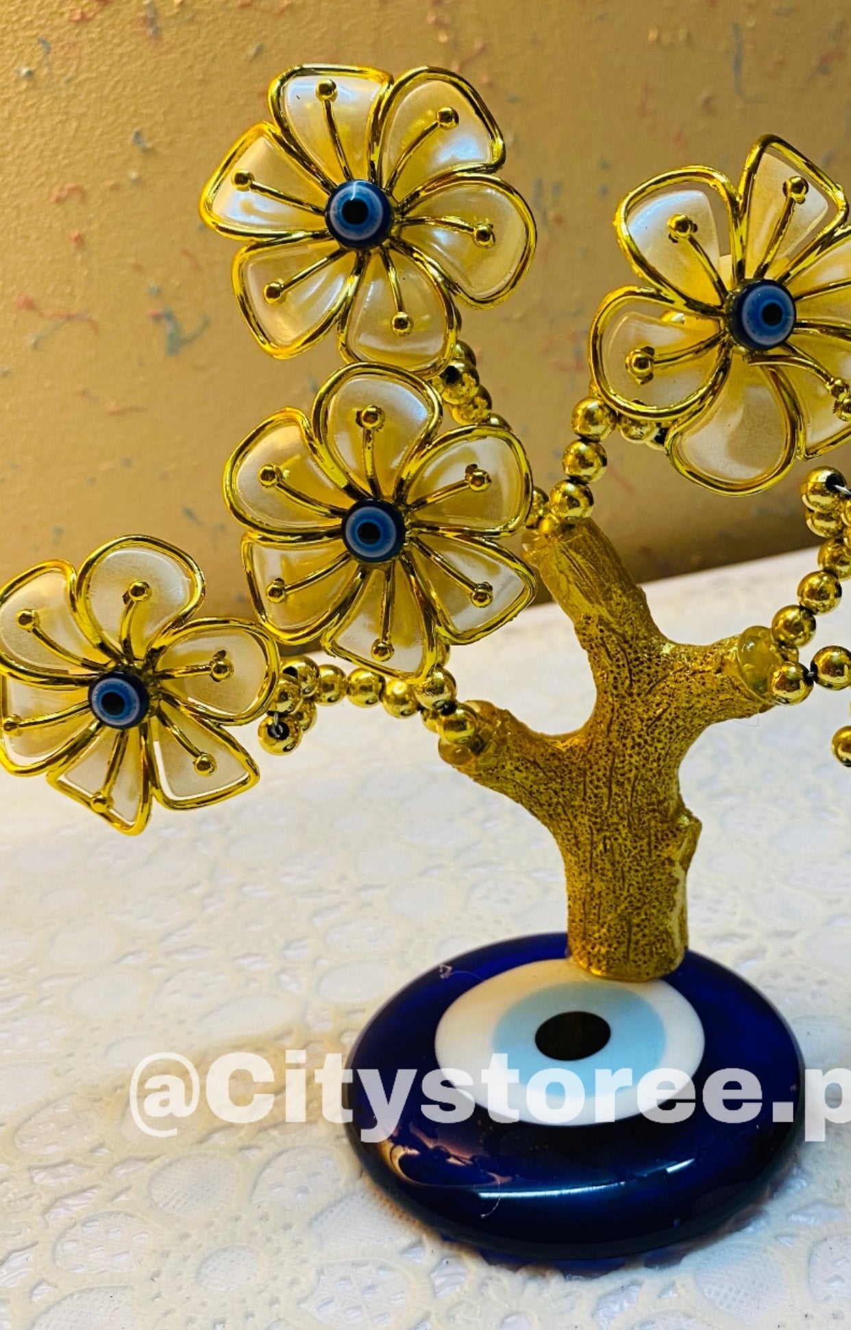 New Golden Flower Design Decoration Showpiece For Home Decoration.