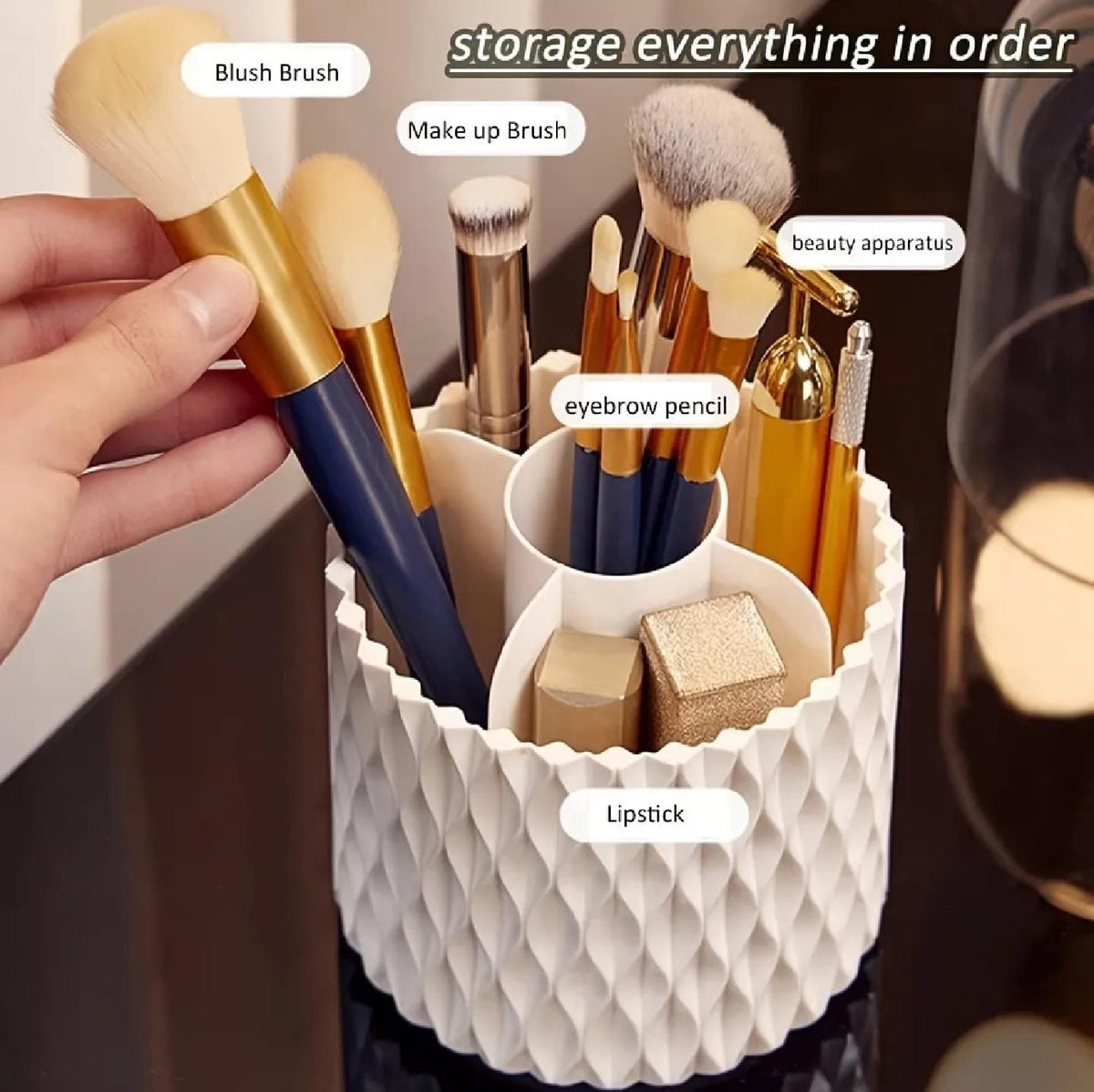 Rotating Diamond Design Brush Holder