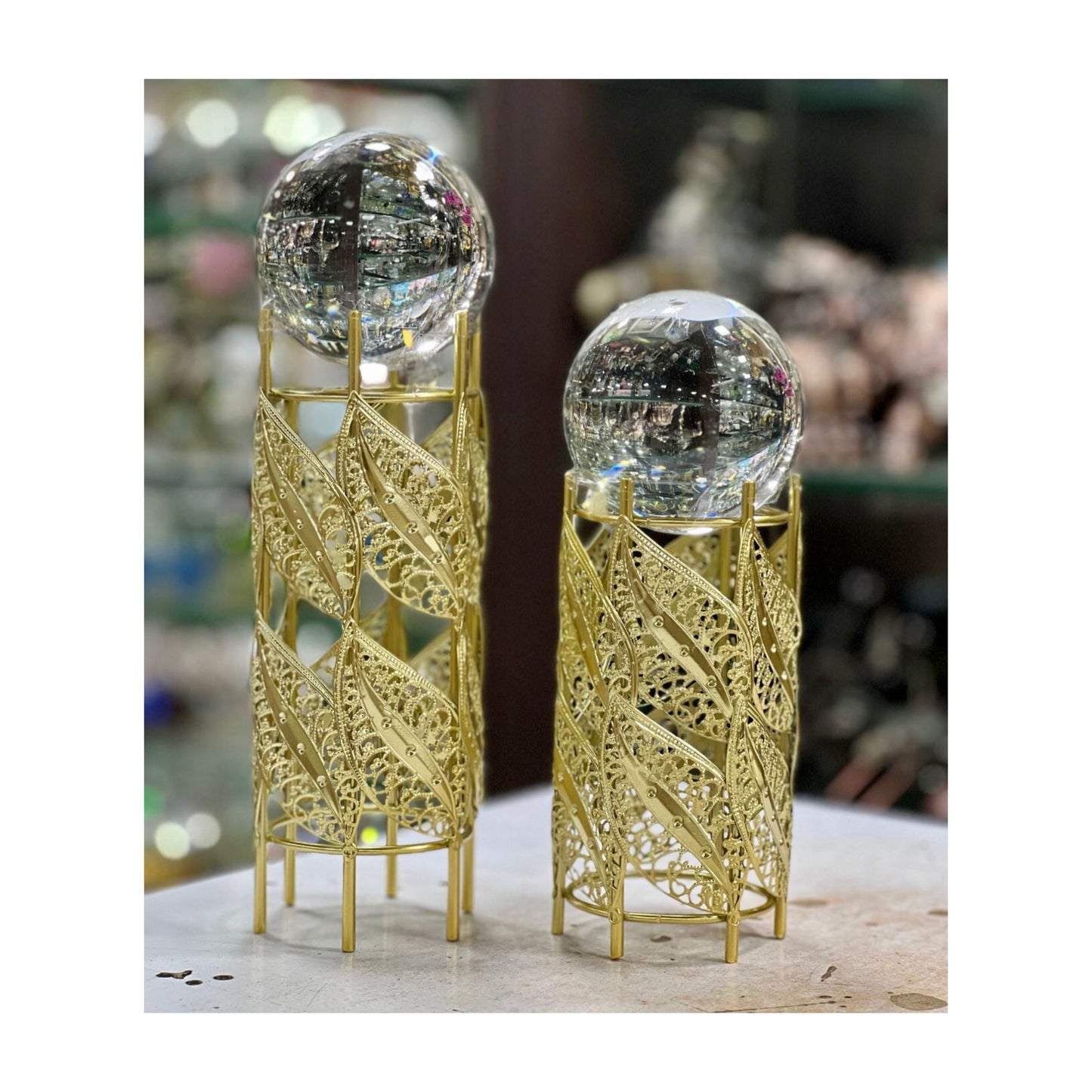 2 Pcs Crystal Ball Showpiece Set