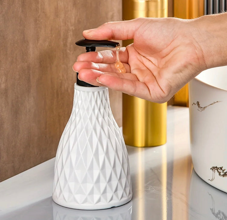 Soap Dispenser Minimalist Style Home Decoration