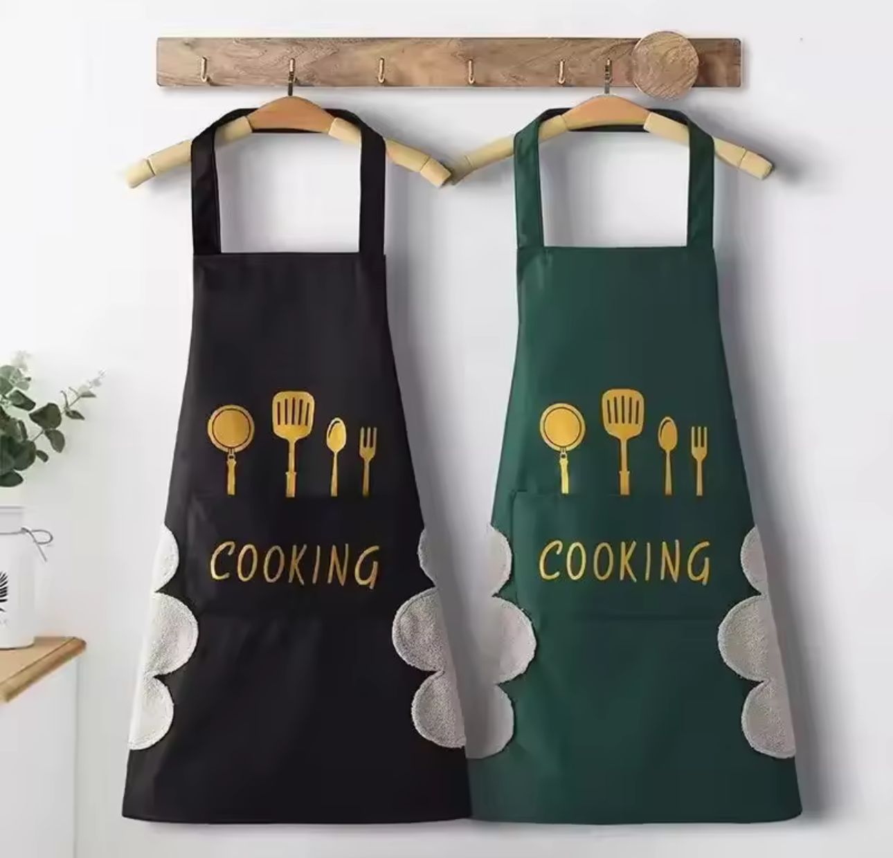 Waterproof Cooking Apron with Pockets