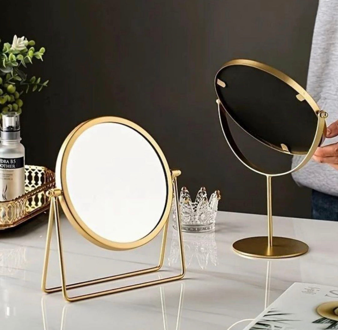 New Round Mirror Aesthetic Metal Table Mirror