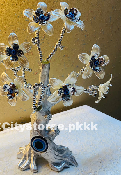 New White Flower Design Decoration Showpiece For Home Decoration.