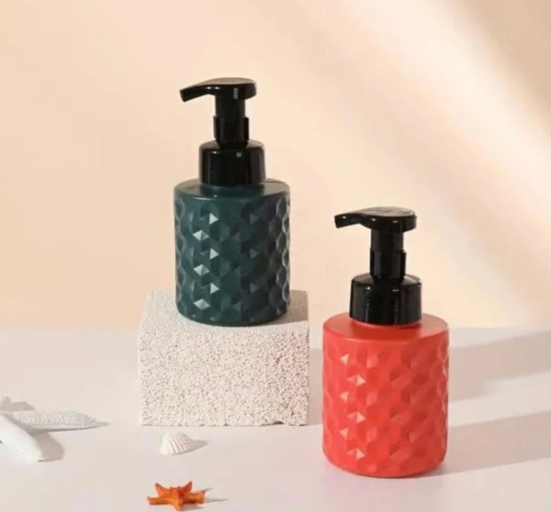 Multipurpose Diamond Shape Soap/Shampoo/Liquid Push Dispenser Bottle