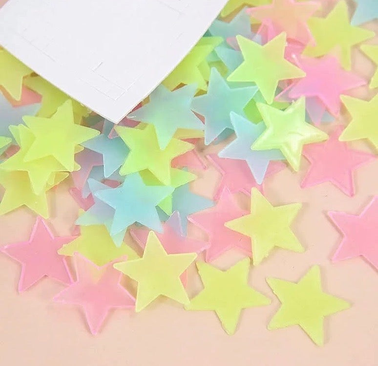 100 Pcs Glow In the Dark Stars for Kids