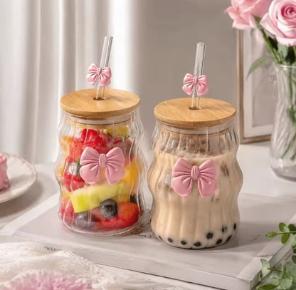 Bow Coffee Glass with Lid and Straw