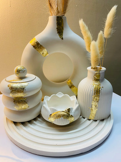 5 Pcs White Donut Vase Decor Set