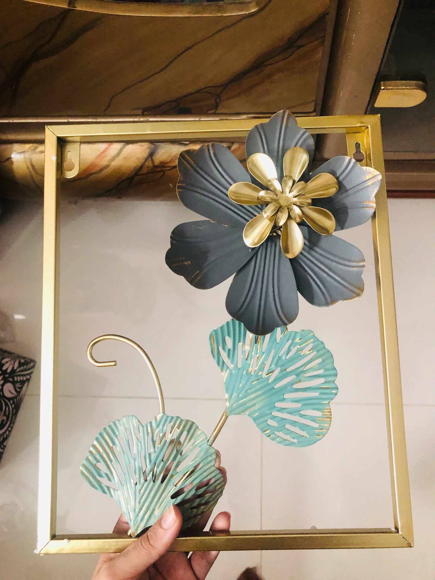 1 Pc Nordic Golden Leaf Wall Motifs For Wall & Home Decoration