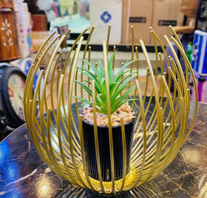 New Stylish Metal Cage Style Flower Pot Decoration Piece