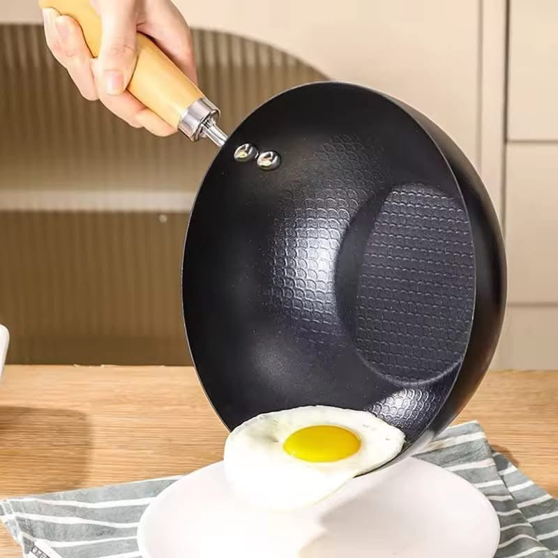 Non stick Pan with Wooden Handle