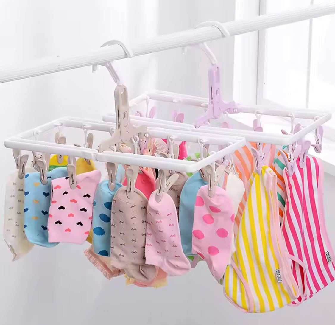 12 Clips Foldable Clothes Hanger