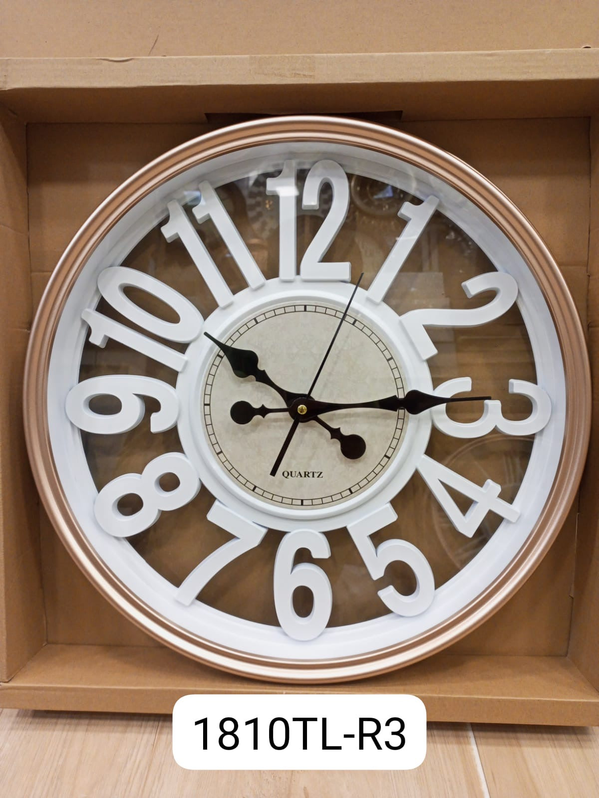 18 Inch White Wall Clock for Home Decor