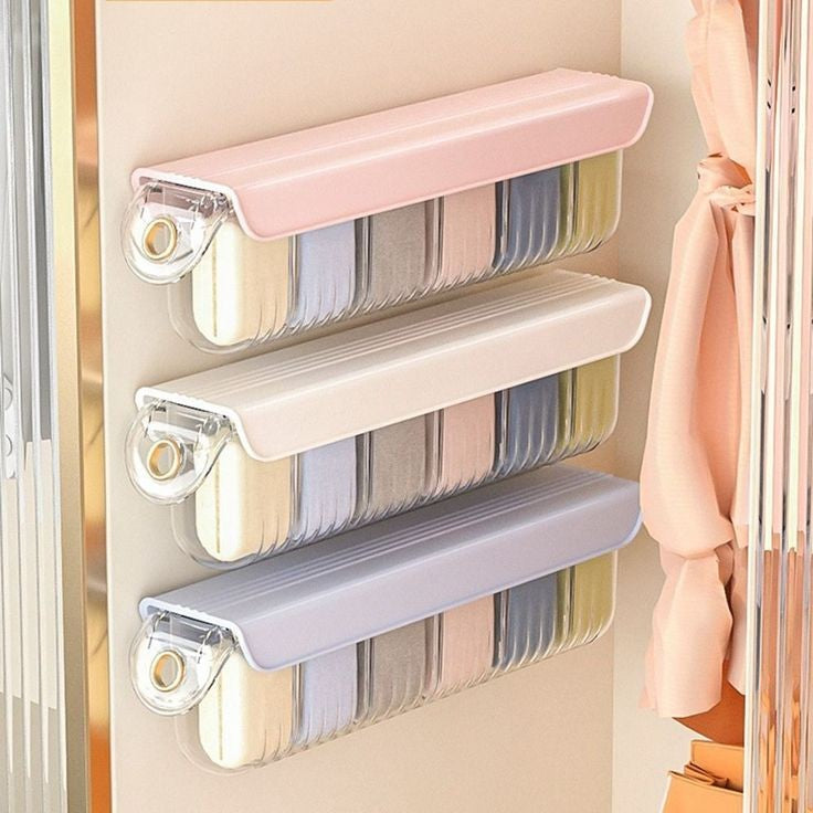 Wall Mounted Acrylic Organizer Rack