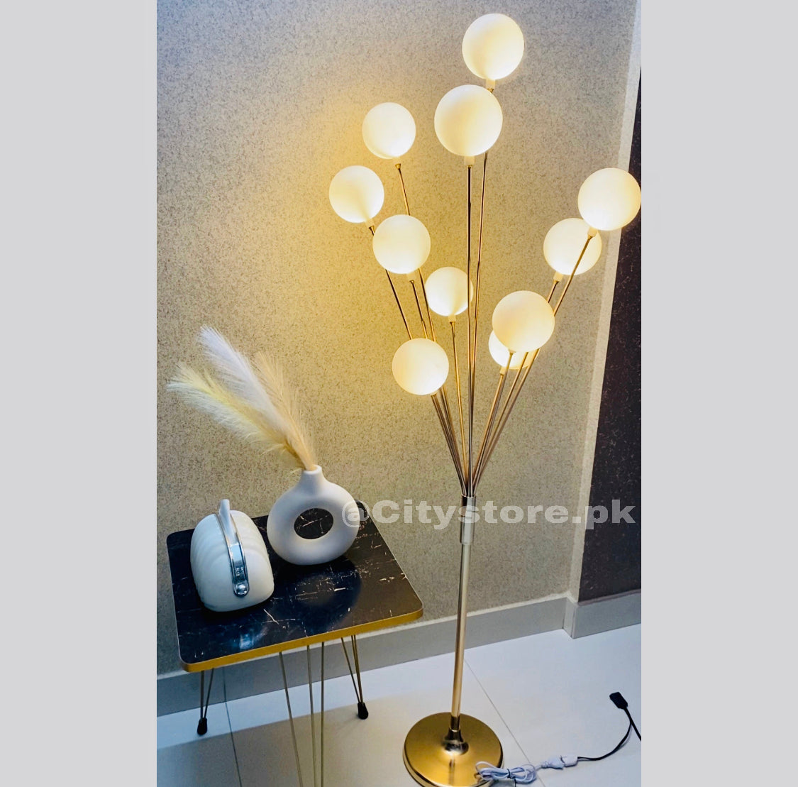 5ft Led Ball Corner Floor Lamp