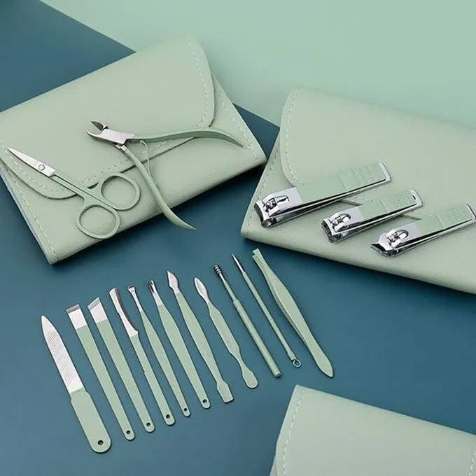 16 Pcs Nail Kit Pouch Set