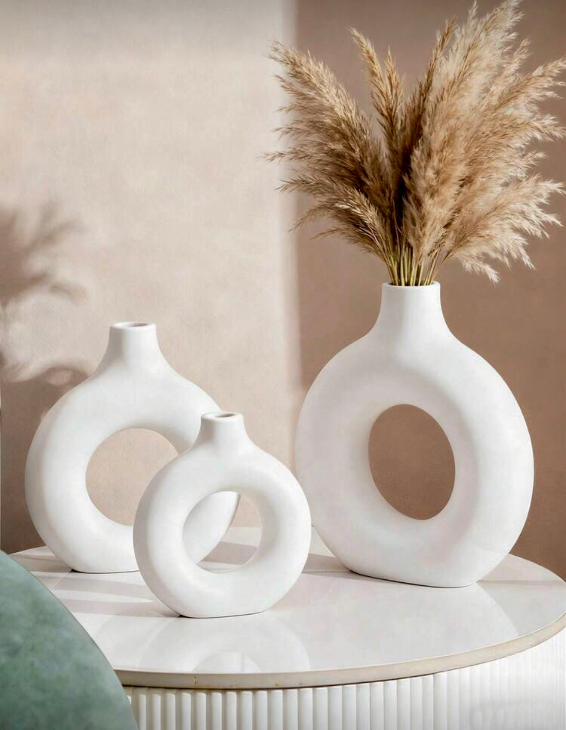 White Fiber Donut Flower Vase for Home Decor